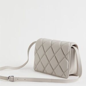 H&M quilted shoulder bag